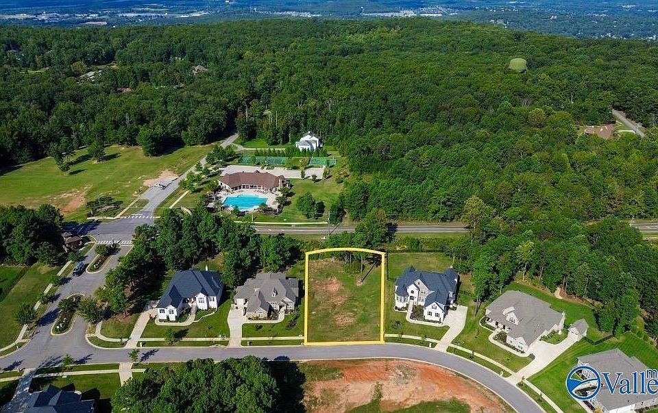 1st image of 10 Scenic Loop Rd SE