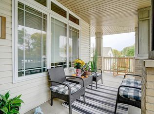 123 Carriage Way UNIT 9, Deforest, WI 53532