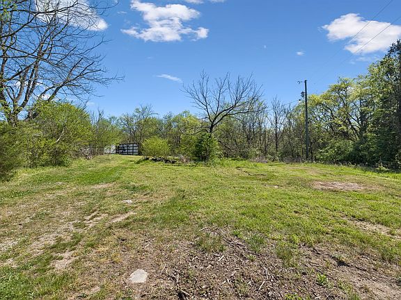 3rd image of 8633 Webb Rd