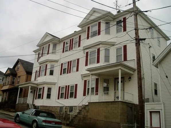 9 Lexington St #1W, Fall River, MA 02723