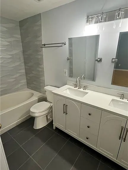 4645 Valais Ct #114 — Photo 32