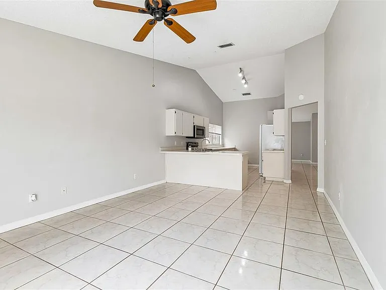 10105 Sea Spray Pl — Photo 23