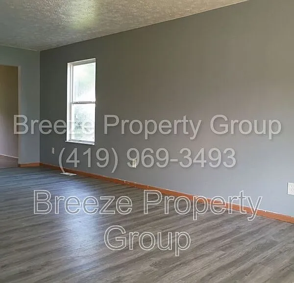 2816 Benford Ln — Photo 9