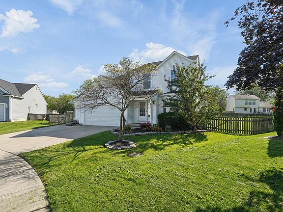 5th image of 335 Edgemont Ct