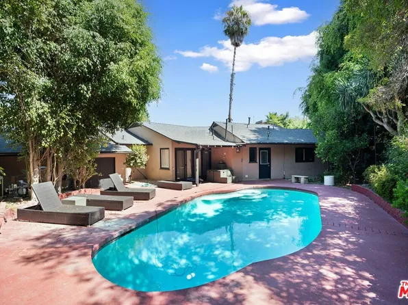 1301 Sunset Plaza Dr, Los Angeles, CA 90069