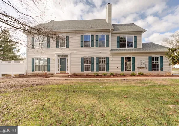 616 Pebble Creek Ct, Pennington, NJ 08534