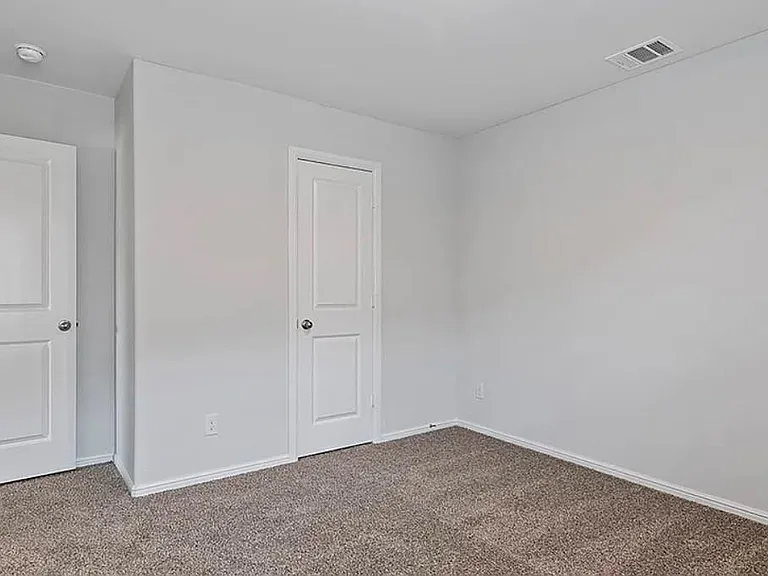620 Peshtigo Rd — Photo 17