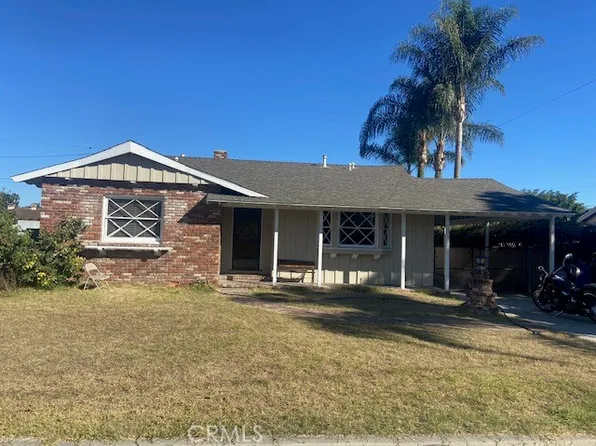 8355 Bigby Ave, Downey, CA 90241