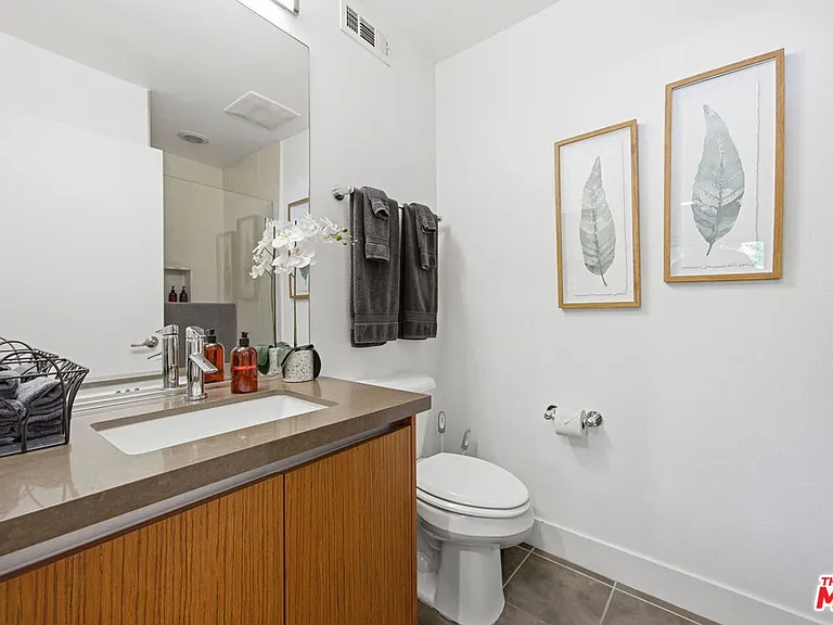 5911 Saturn St — Photo 23
