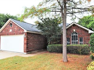 2209 Grove Dr, Round Rock, TX 78681