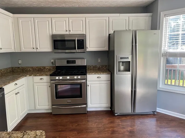 3280 Serenade Ct — Photo 4