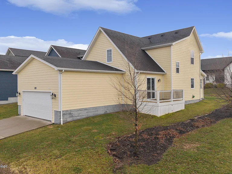 1802 Faith Ave — Photo 34