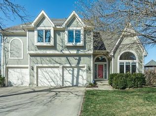 8416 Widmer Rd, Lenexa, KS 66215