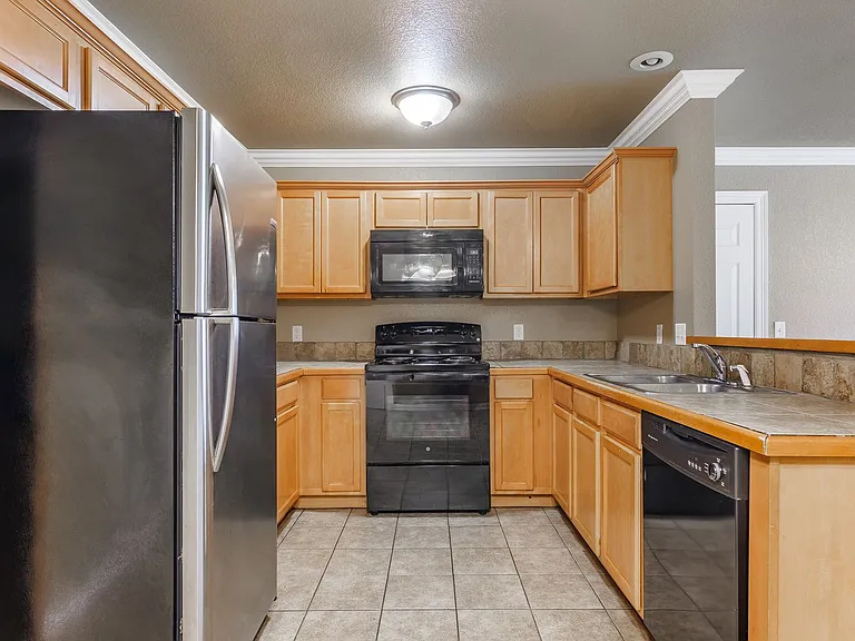 56 S Woodsprings Dr — Photo 5