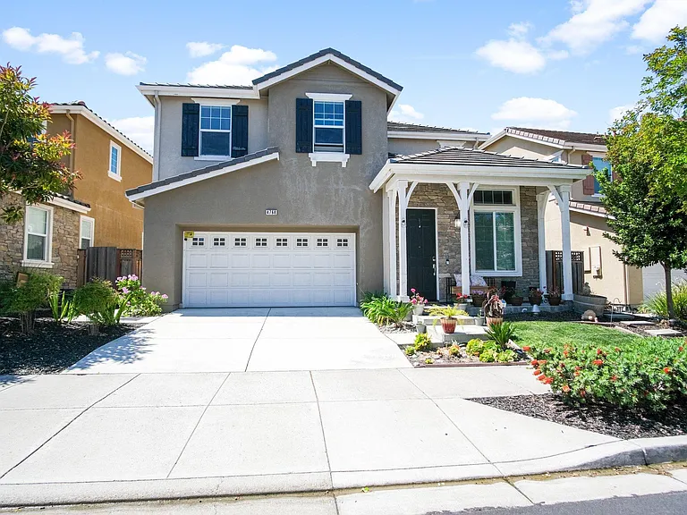 4768 S Spago Dr — Photo 1
