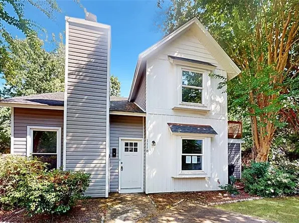 1118 Tall Oak Dr, Virginia Beach, VA 23462