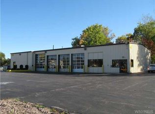 2593 Sheridan Dr, Tonawanda, NY 14150