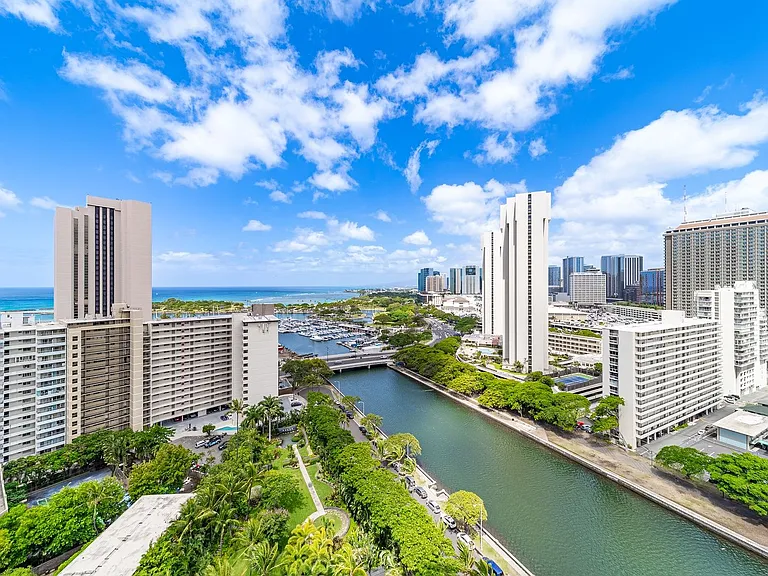 1551 Ala Wai Blvd #901 — Photo 30
