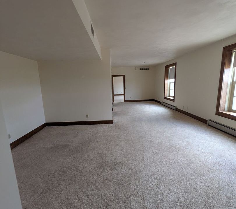 1st image of 1408 Strongs Ave #304