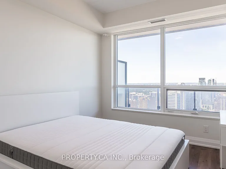 5 Sheppard Ave E #3422 — Photo 26