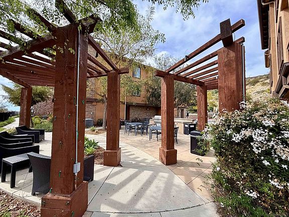 5th image of 415 Mission Villas Rd