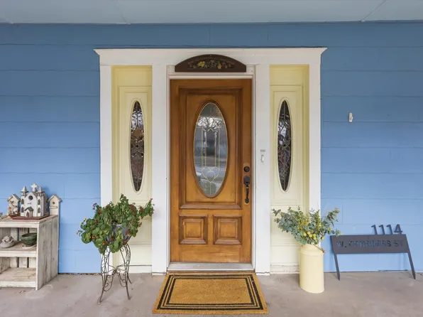 1114 W Congress St, Denton, TX 76201