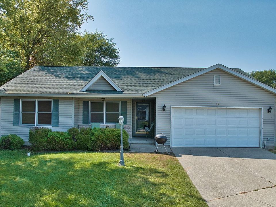 1st image of 35 Harmony Ct
