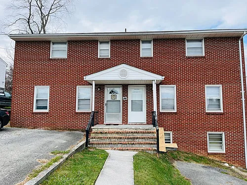 575 Quesenberry St Photo 1