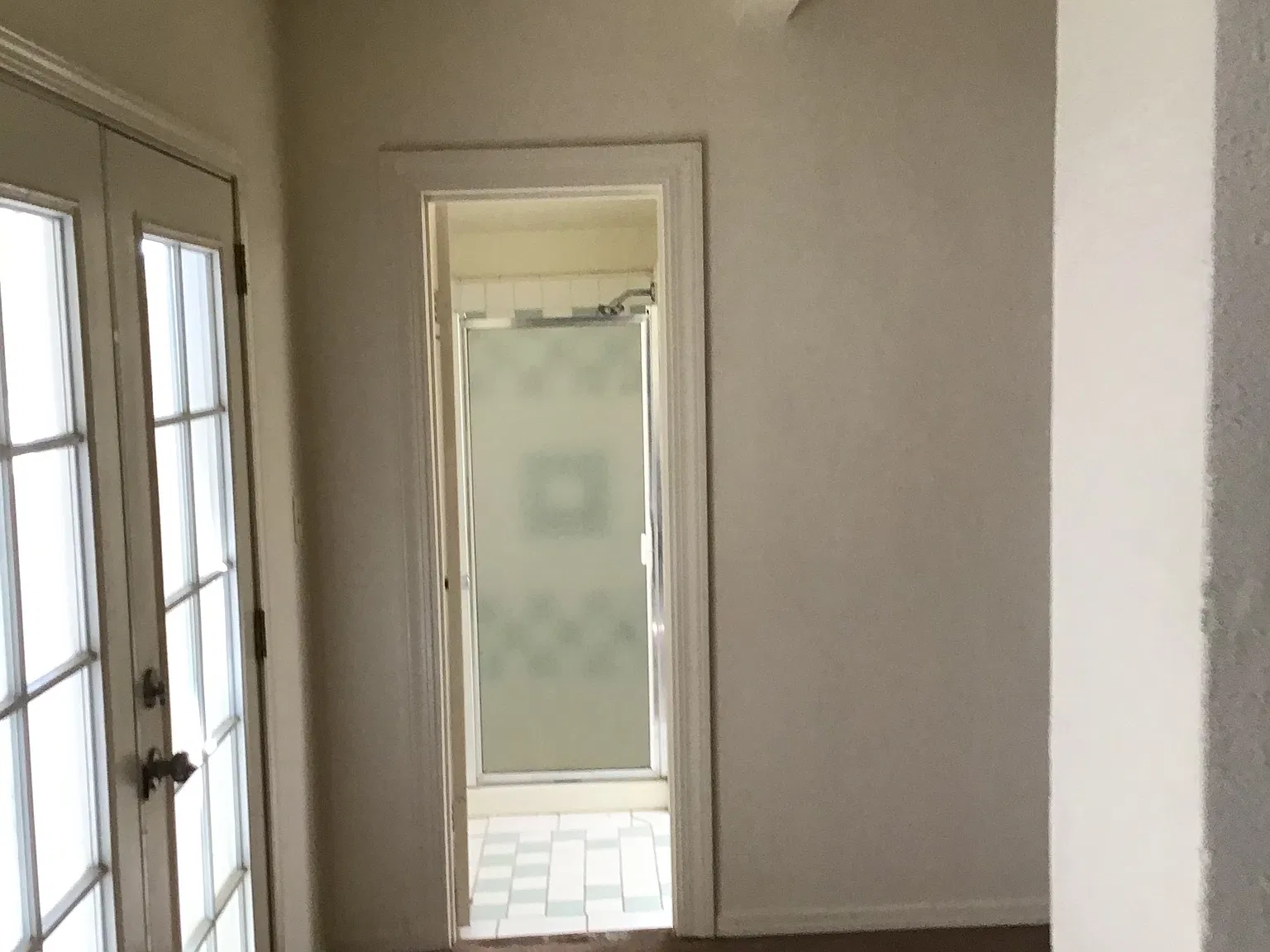 Studio, 680 sqft, $1,195 — Photo 3
