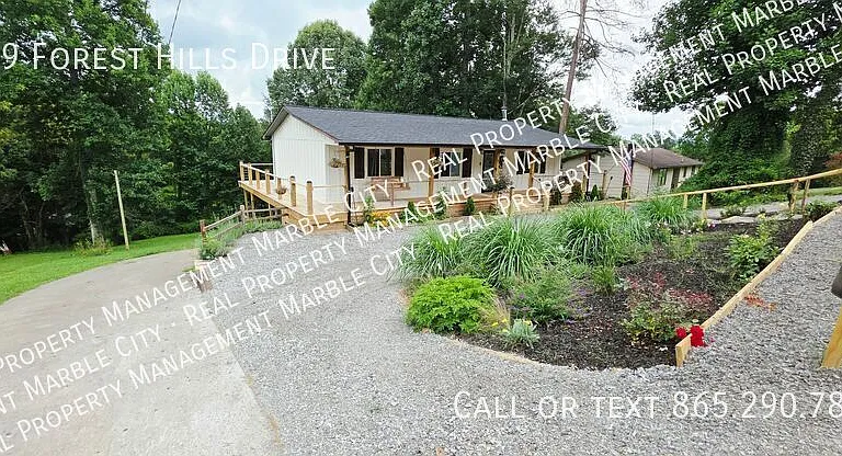 419 Forest Hills Dr — Photo 3