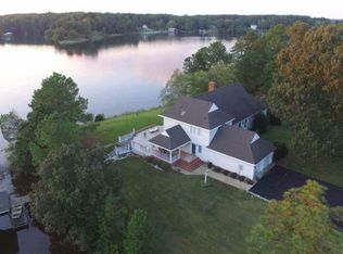 288 Mill Crest Ln, Callao, VA 22435