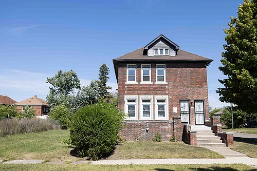 4204 Clements St Photo 1
