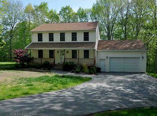 1 Balcom Rd, Foster, RI 02825