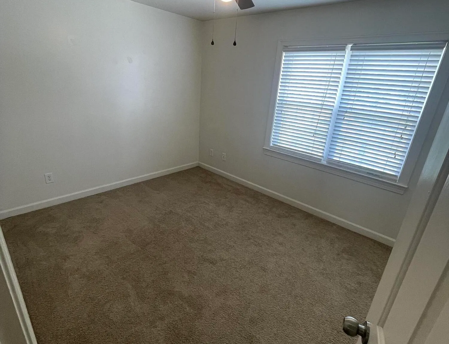 2 bed, 1.5 bath, $1,250 — Photo 3