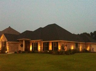 381 Grand Rue, Shreveport, LA 71106