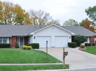 1125 Black Oak Dr, Dayton, OH 45459