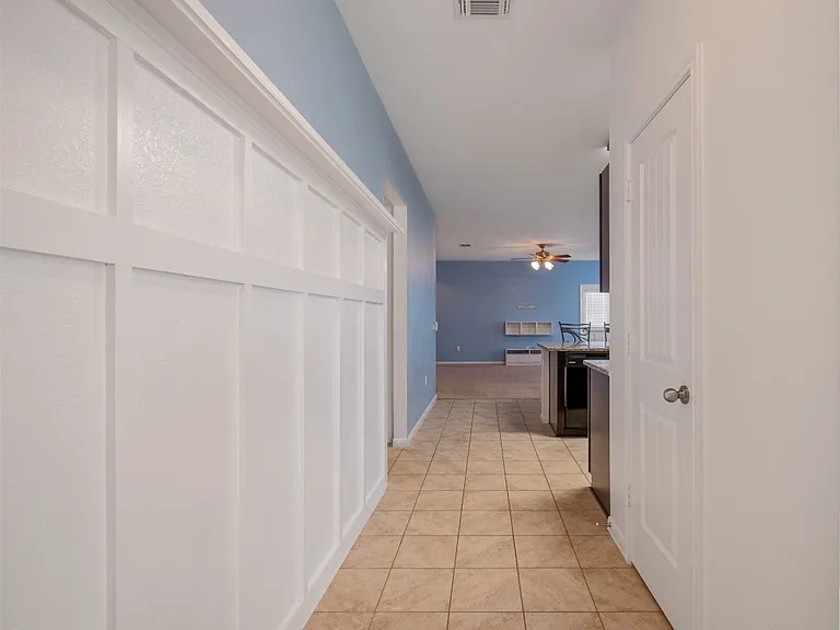 118 Leona River Trl — Photo 30