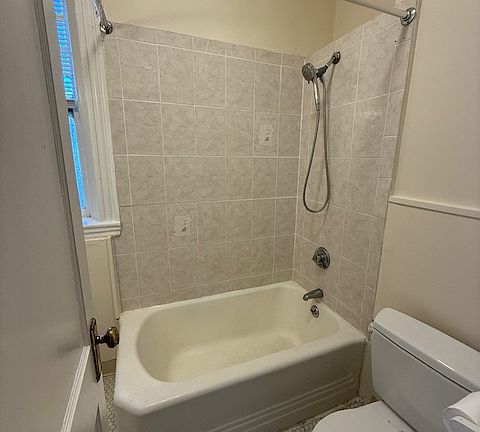 5th image of 37-41 Wendell St #2L