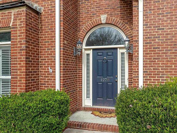 2nd image of 1278 Eagle Park Rd