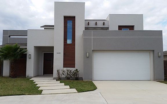 2nd image of 3209 Dusk Dr