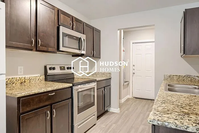 25982 Stillbrook Ln — Photo 6