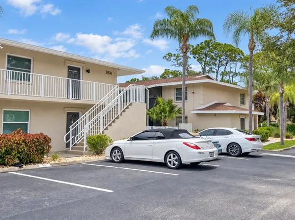 954 La Costa Cir Unit 1, Sarasota, FL 34237