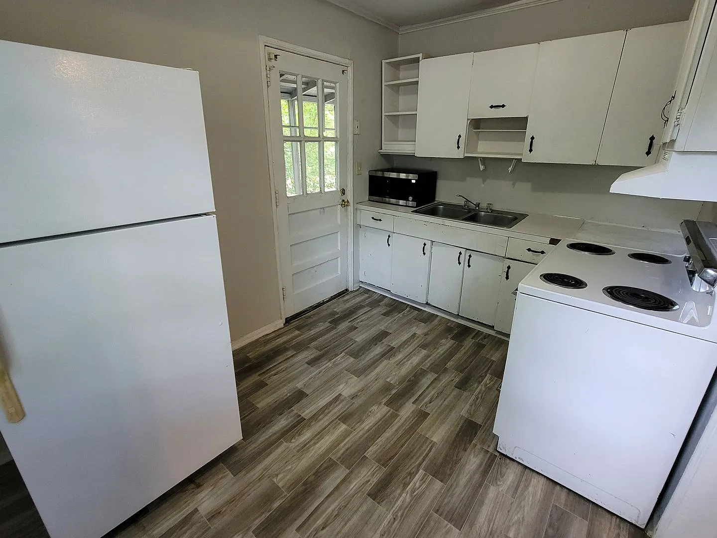 Forest Acres — Photo 4