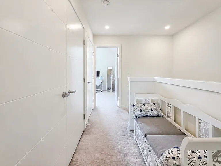 206 Sage Meadows Gdns NW — Photo 25
