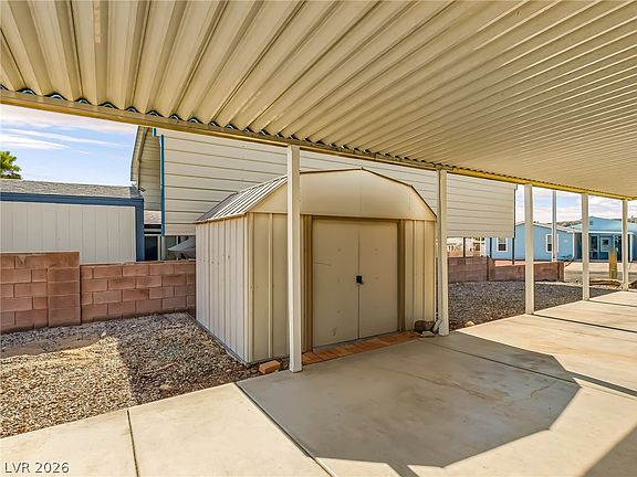 3rd image of 1615 Granada St