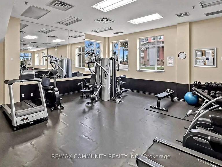400 McLevin Ave #1410 — Photo 40