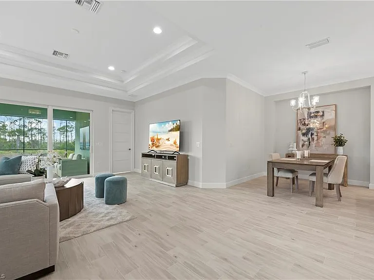 6403 Negril Isle Dr — Photo 6