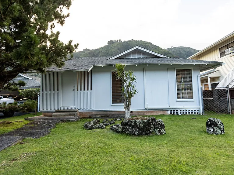 3360 Pakanu St — Photo 20