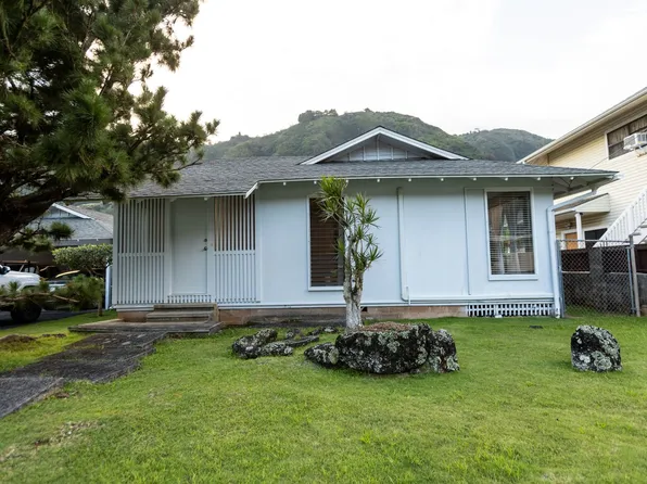 3360 Pakanu St, Honolulu, HI 96822