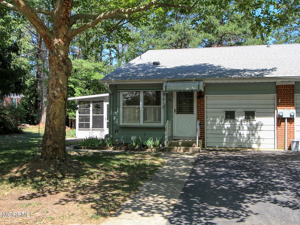 1st image of 78 Yorktowne Parkway #A